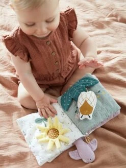 Livre D'activités En Gaze De Coton DOUCE PROVENCE Violet - Douce Provence - Vertbaudet -Jouets Séries Magasin livre dactivites en gaze de coton douce provence 3