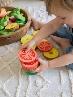Renato La Tomate - OLI & CAROL Rouge - Oli Et Carol -Jouets Séries Magasin renato la tomate oli carol 3
