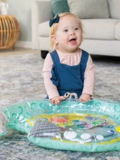 Tapis à Eau Découverte Sensorielle Licorne Des Mers - INFANTINO Bleu - Infantino -Jouets Séries Magasin tapis a eau decouverte sensorielle licorne des mers infantino 3